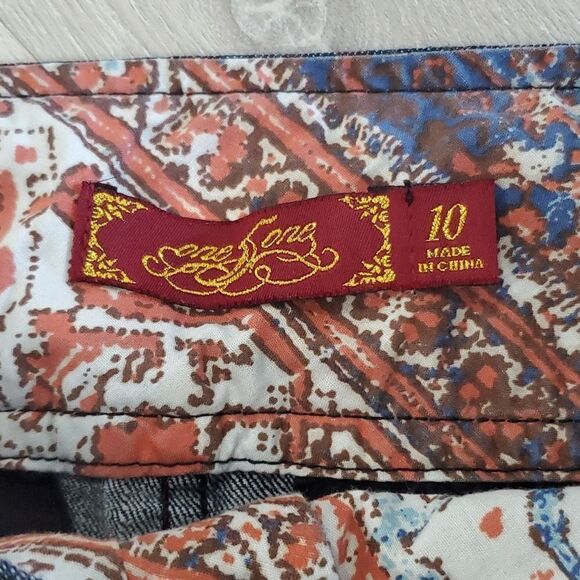 One 5 One✨ Women’s Mid, Dark Wash Straight Leg,  Size 10 - Picture 3 of 8